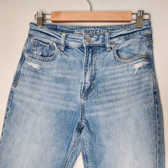 American Eagle Comfort Straight Waistband Mom Jean Distressed 2R - Picture 2 of 9
